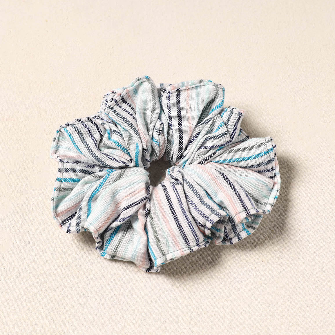 White Handmade Cotton Elastic Rubber Band/Scrunchie