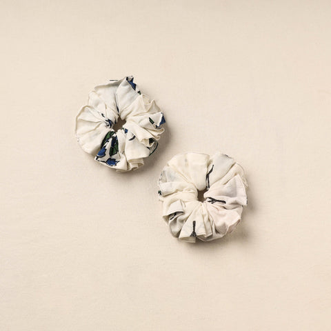 White - handmade cotton rubber bands/scrunchies (set of 2)