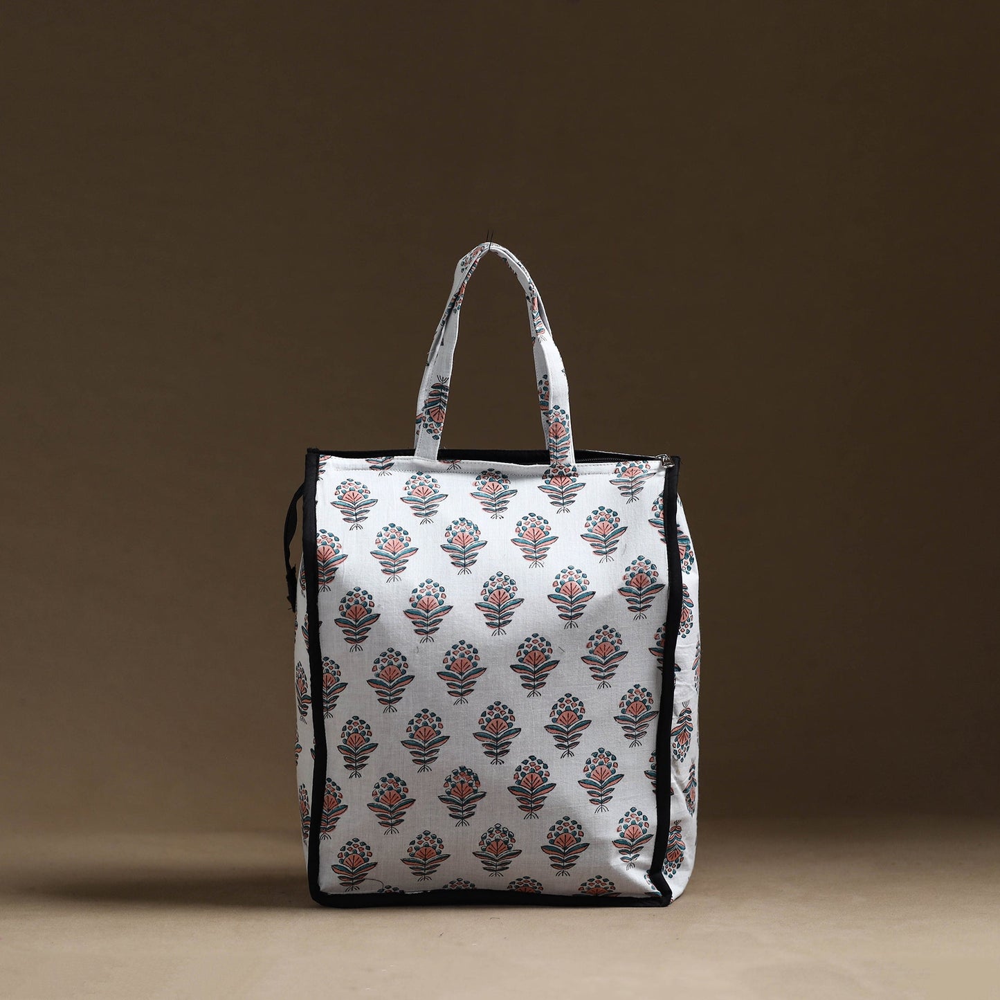 White Handmade Cotton Shopping Hand bag