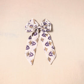 White - handmade fabric bow hair clip 09 - handcrafted