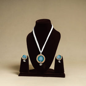 White - handmade gs jute fabart necklace set 03