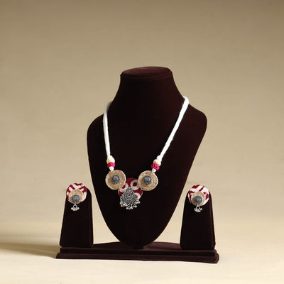 Buy Handmade GS Jute Fabart Necklace Set