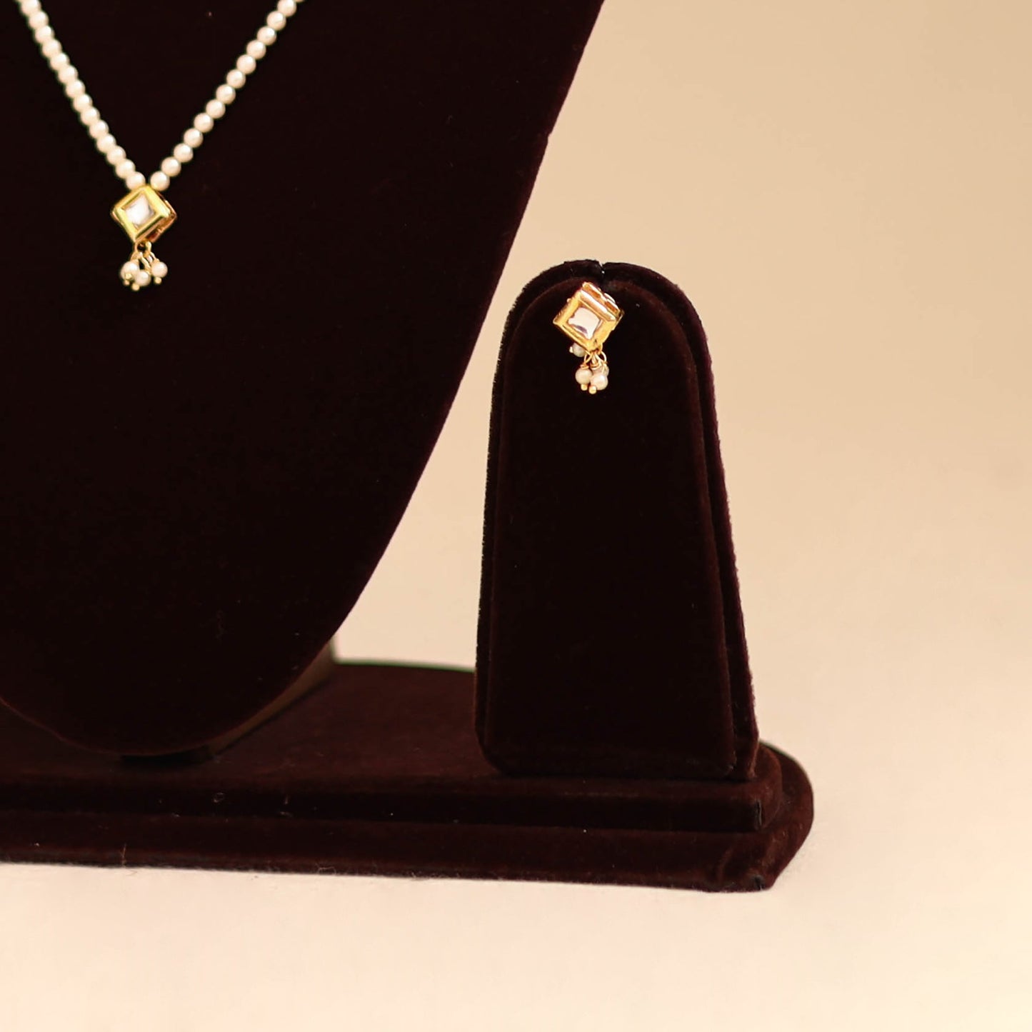 White - handmade kundan work choker necklace set 43