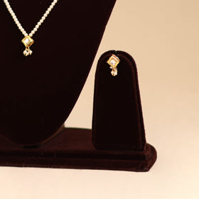 White - handmade kundan work choker necklace set 43