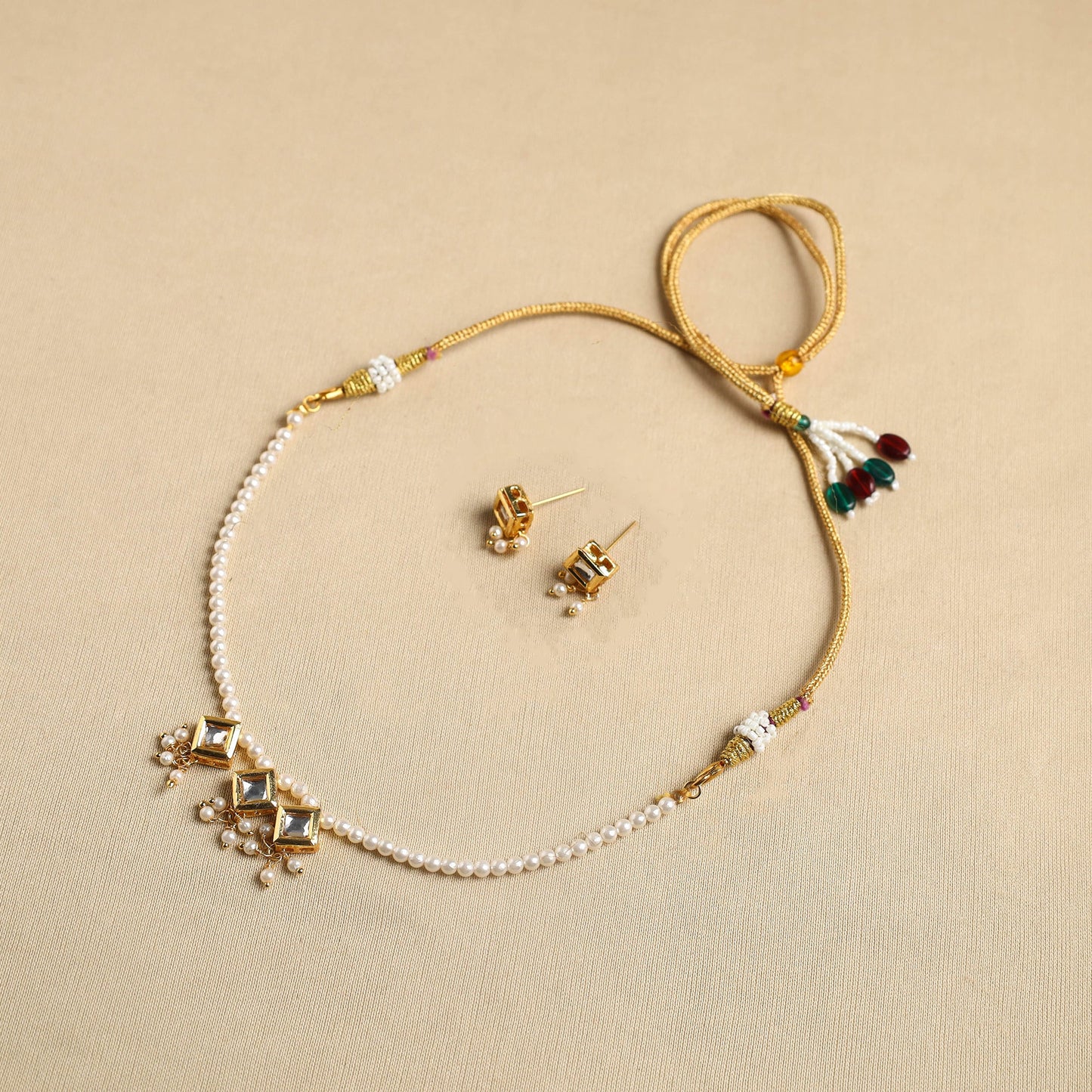 White Handmade Kundan Work Necklace Set