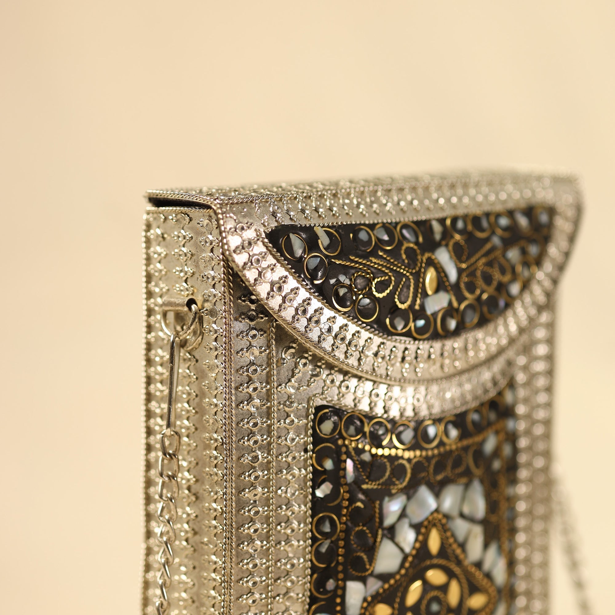 White Handmade Vintage Metal & Mosaic Stone Clutch / Sling Bag 