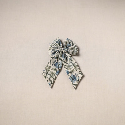 Handmade women’s bow hair clip 06 - handcrafted
