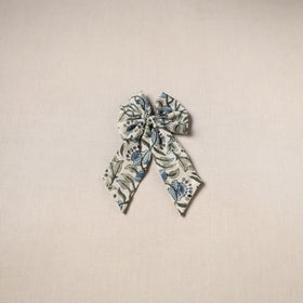 Handmade women’s bow hair clip 06 - handcrafted