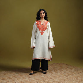 Handwoven aari hand embroidered kashmiri merino wool pheran