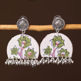 White - humera handcrafted gs fabart earrings
