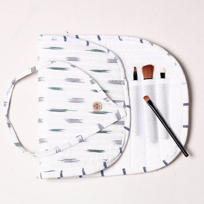  Ikat Fabric Multipurpose Segmented Make-up Brush Wrap Pouch/Case 