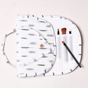  Ikat Fabric Multipurpose Segmented Make-up Brush Wrap Pouch/Case 