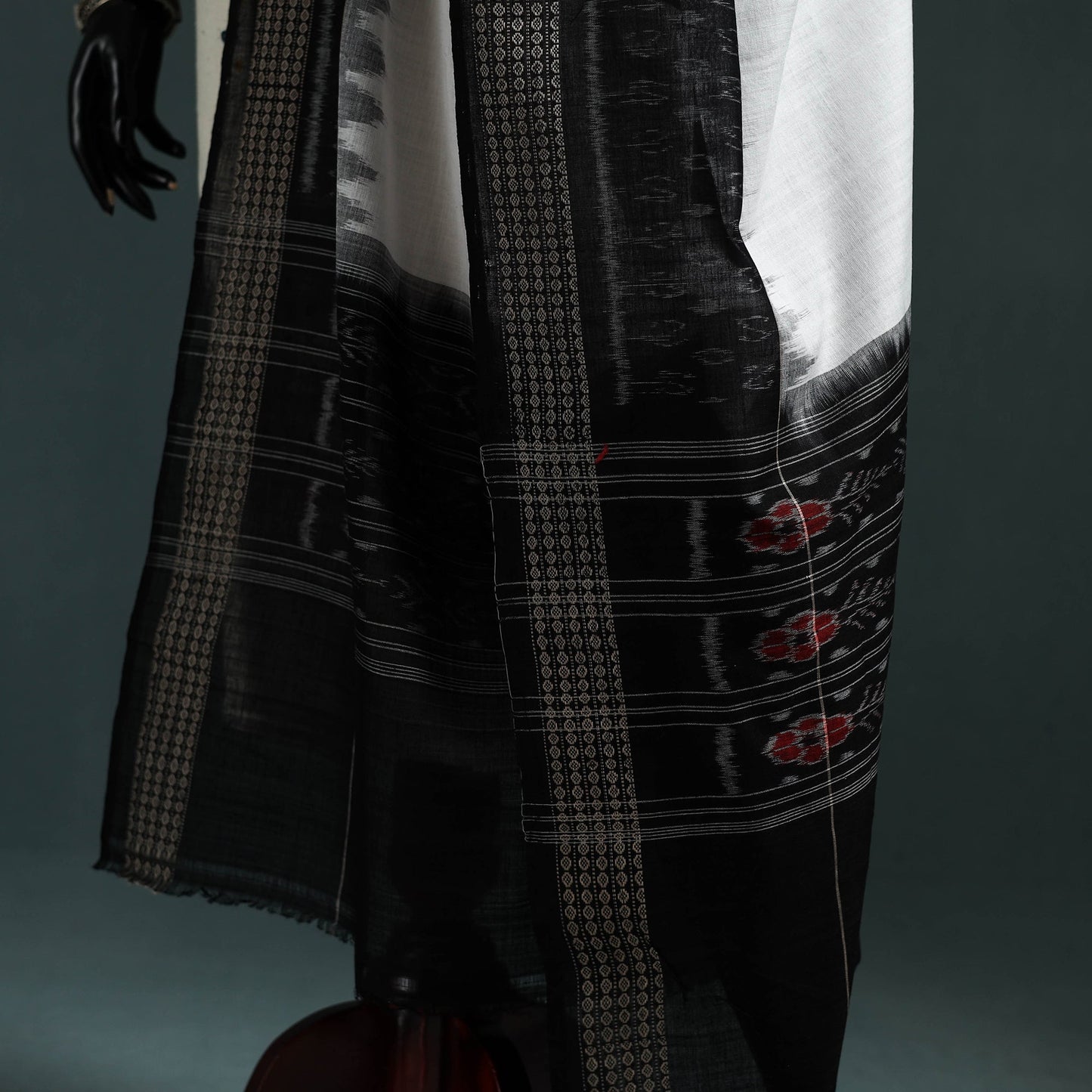Ikat handloom cotton sambalpuri dupatta 06 - handcrafted