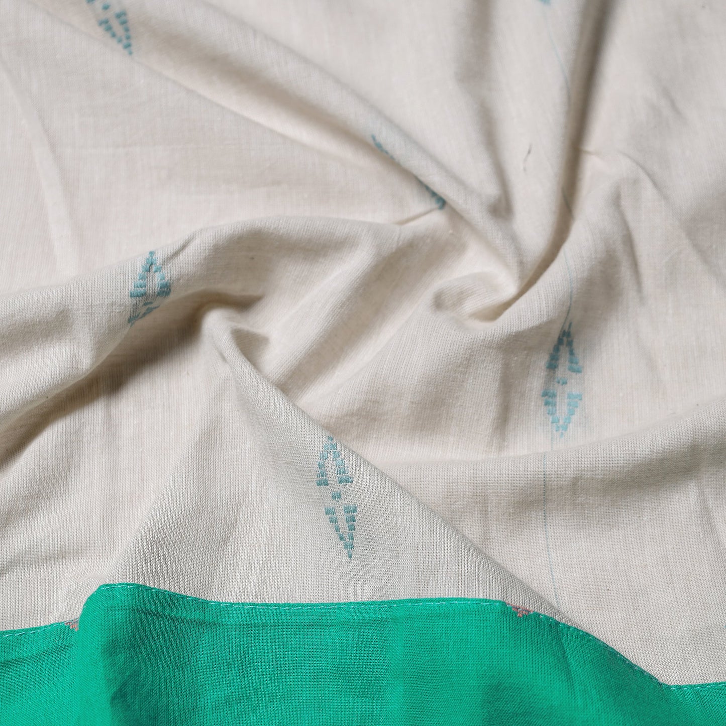 White - jacquard cotton blouse piece 01 - handcrafted