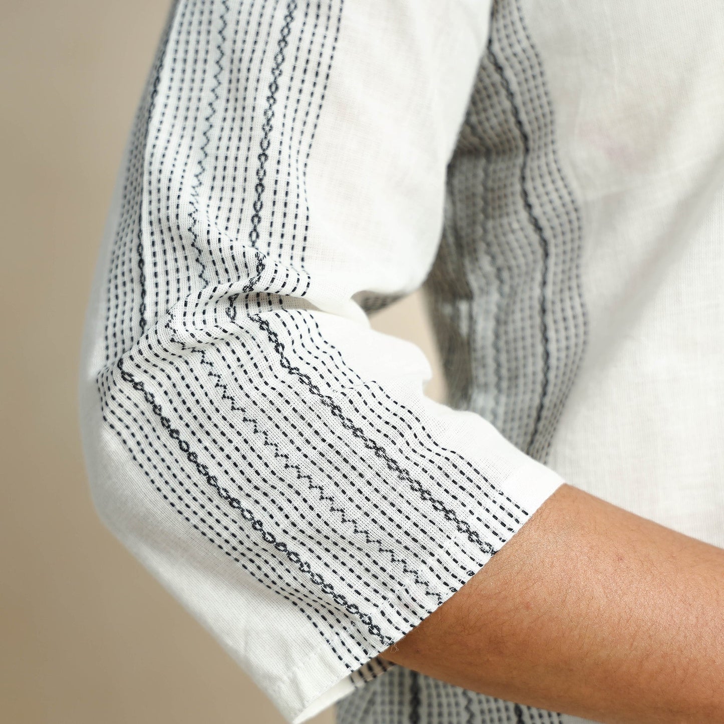 White jacquard cotton top & pyjama night suit set