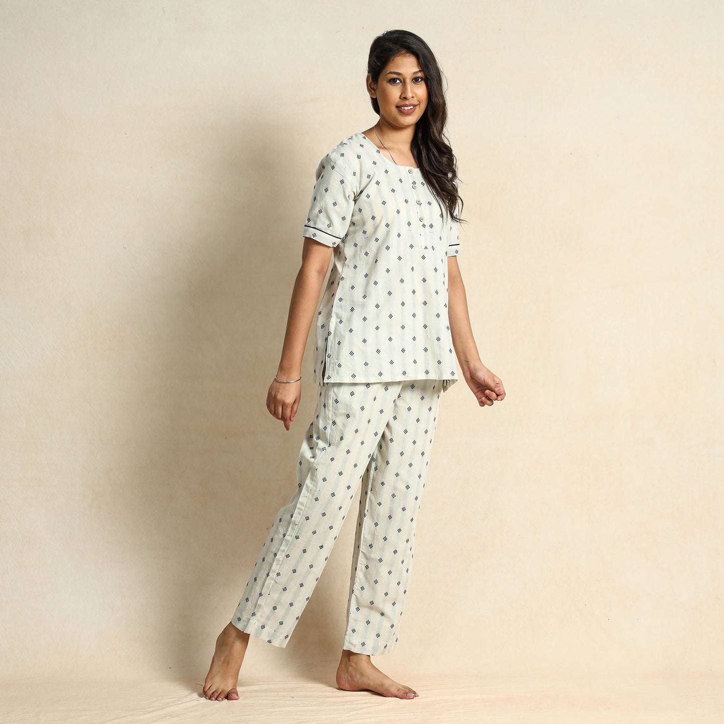  Jacquard Cotton Top & Pyjama Night Suit Set 