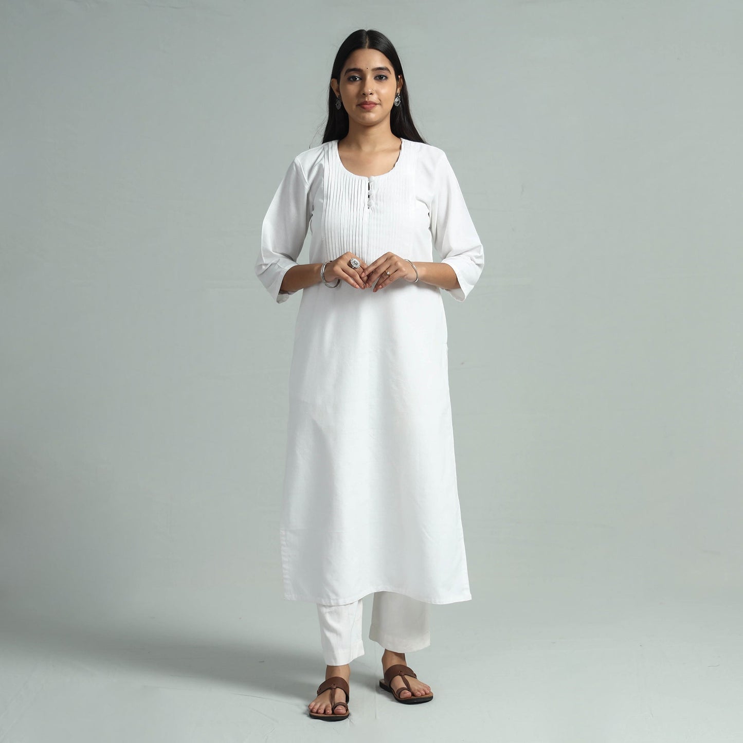 White - jhiri handloom cotton pintuck long kurta