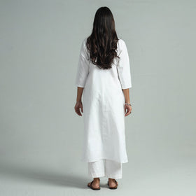 White - jhiri handloom cotton pintuck long kurta