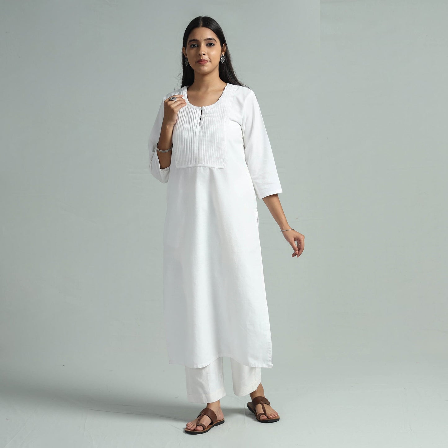 White - jhiri handloom cotton pintuck long kurta