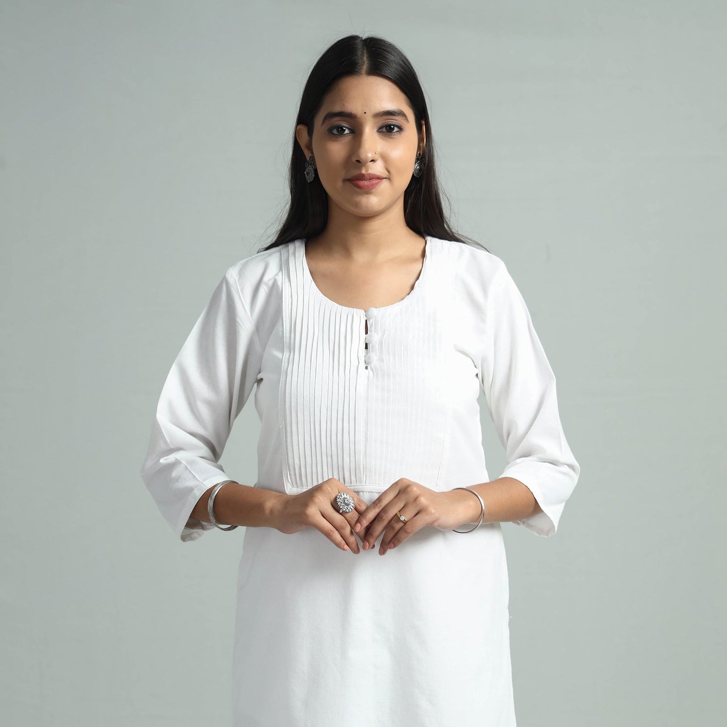 White - jhiri handloom cotton pintuck long kurta