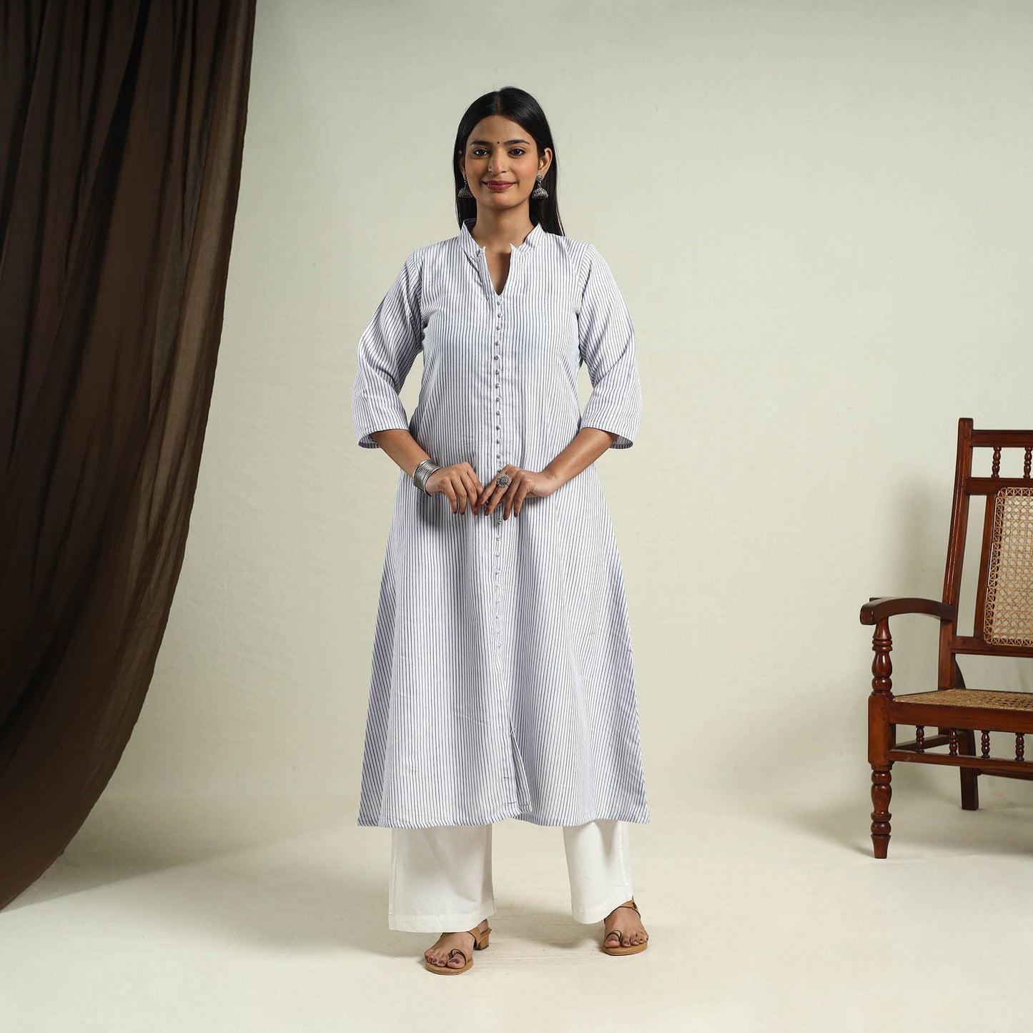 Buy White Jhiri Handloom A-Line Cotton Kurta for Women