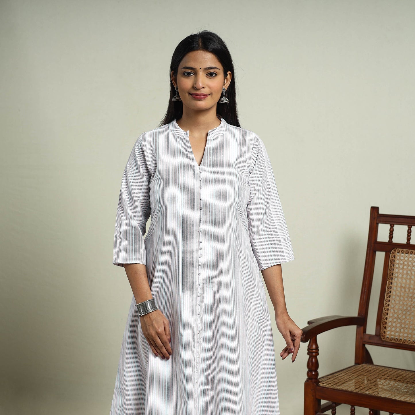 Buy White Jhiri Handloom A-Line Cotton Kurta for Women