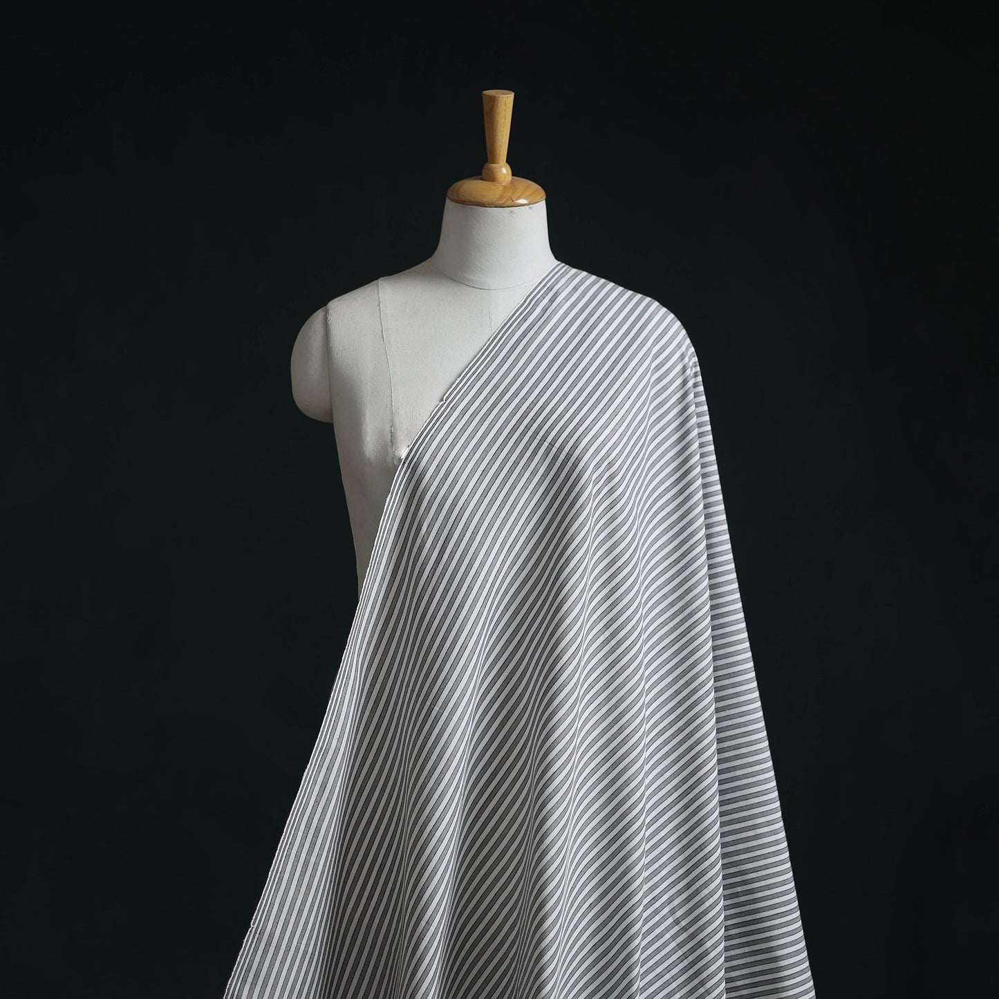 Jhiri pure handloom cotton fabric 16 - handcrafted