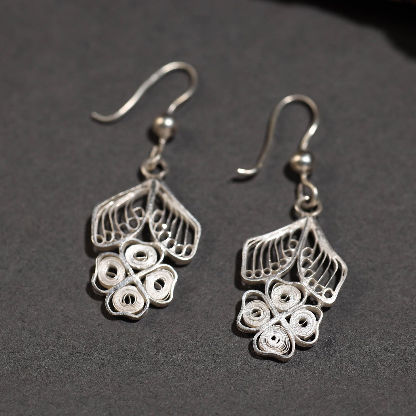 White - kalinga filigree heart shaped flower sterling