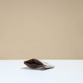 White Kashmiri Crewel Hand Embroidery Velvet Coin Purse