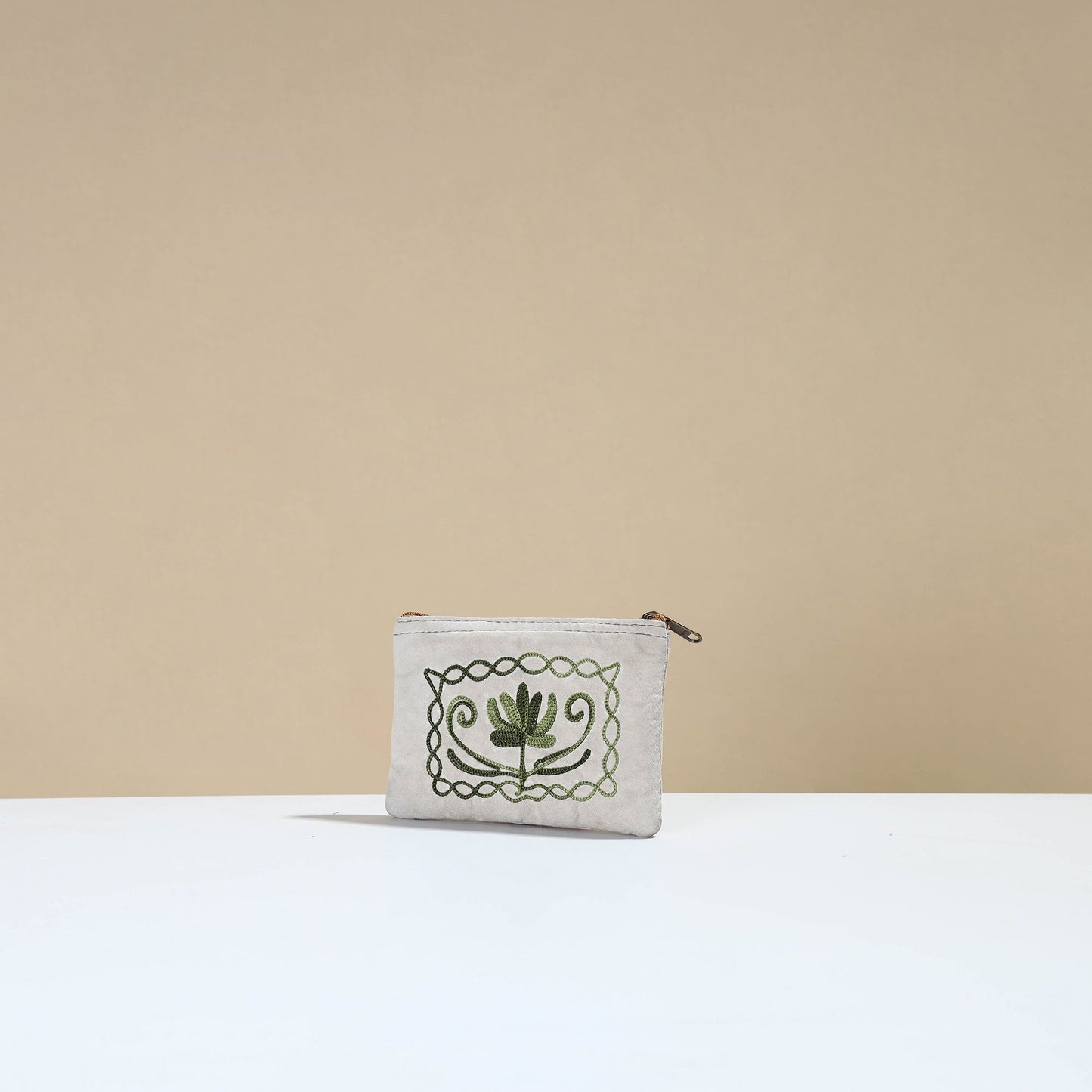 White Kashmiri Crewel Hand Embroidery Velvet Coin Purse