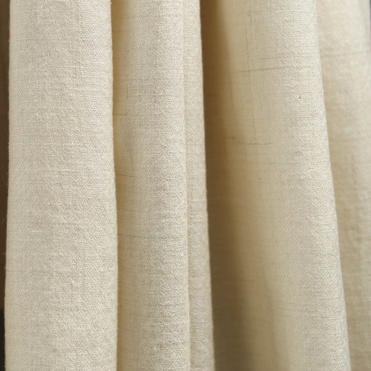 Kashmiri pashmina handspun handwoven pure woolen shawl 02