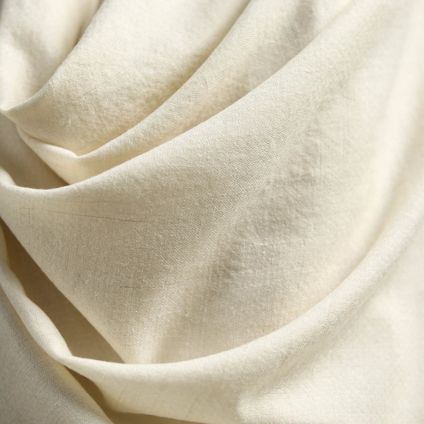 Kashmiri pashmina handspun handwoven pure woolen shawl 02