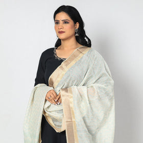  Kolaghat Kantha Zari Border Maheshwari Silk Dupatta with Tassels Online 