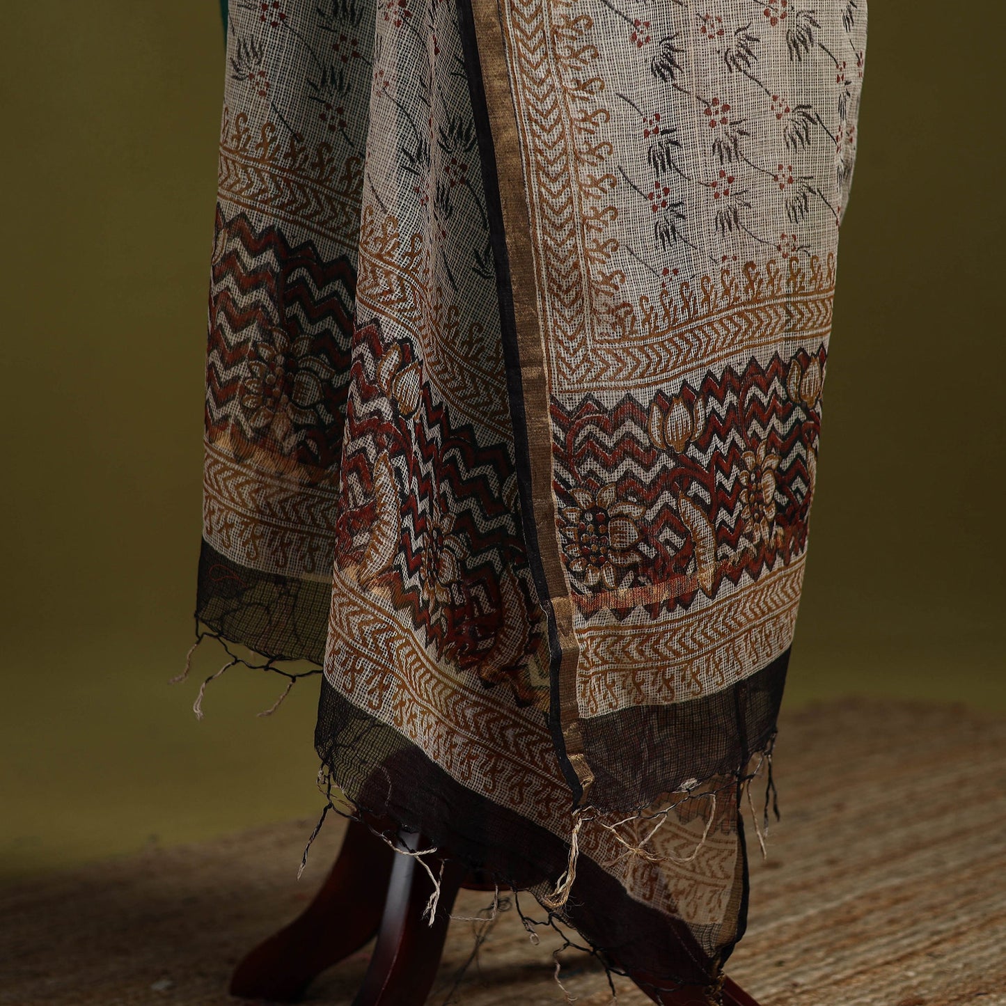 White - kota doria cotton hand bagru dupatta 20