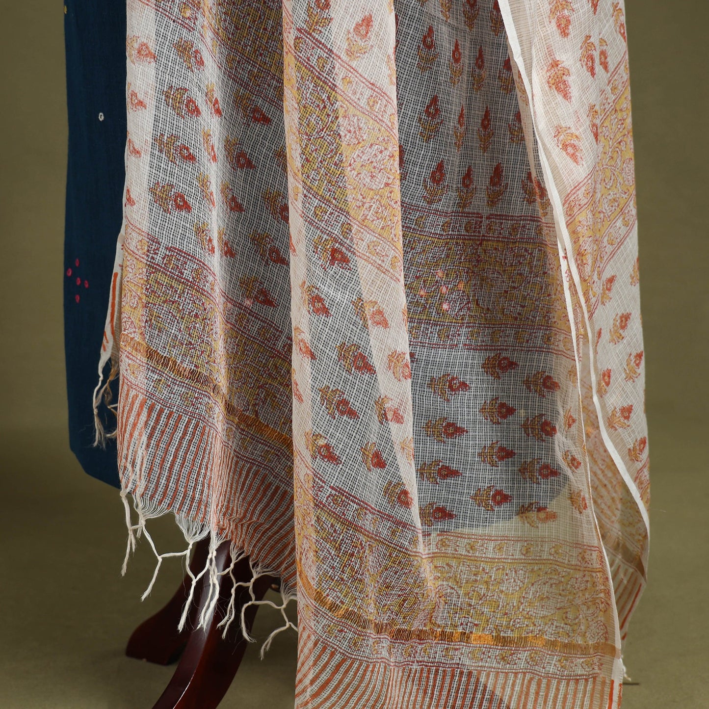 White - kota doria cotton sanganeri floral dupatta 29