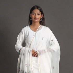 White - kota doria silk cotton kashida embroidery dupatta