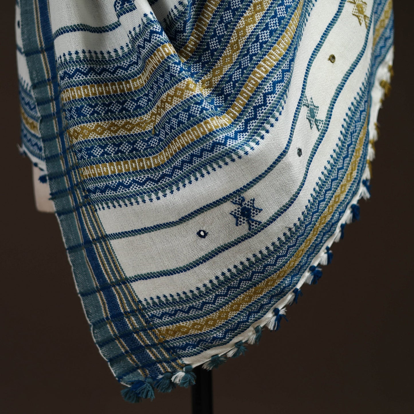 Kutch bhujodi handwoven mirror work acrylic wool shawl 37