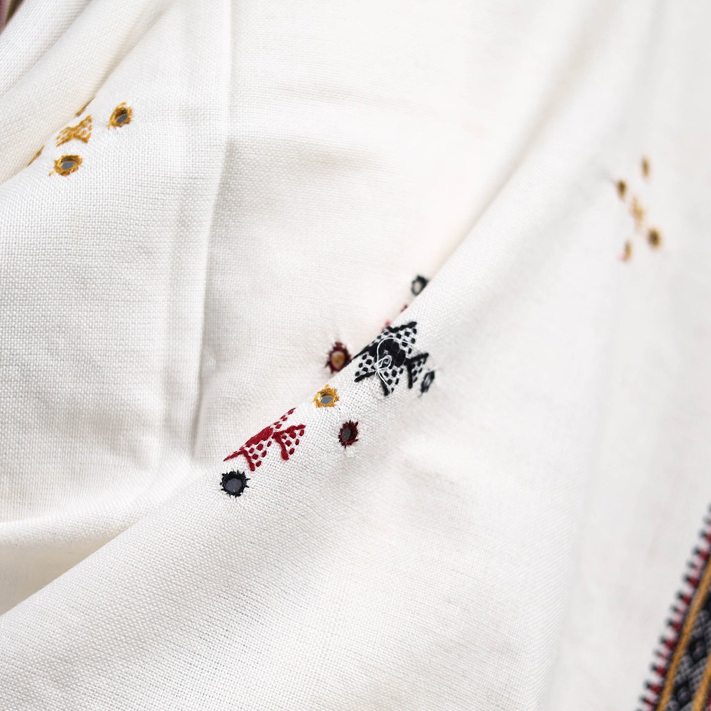 White - kutch bhujodi handwoven mirror work woollen shawl