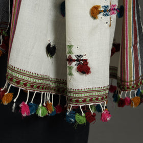 White Kutch Bhujodi Weaving Mirror Work Handloom Woolen Shawl