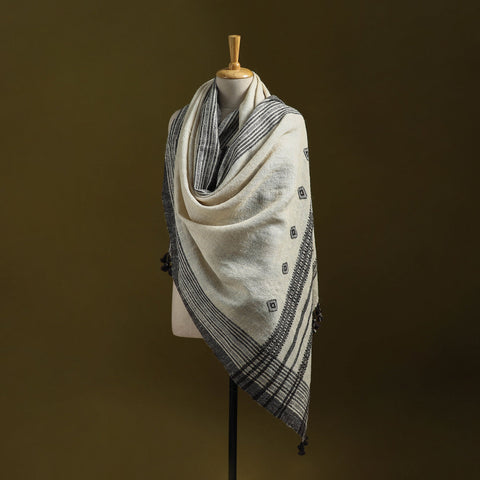 White - kutch handspun handwoven desi wool shawl 21