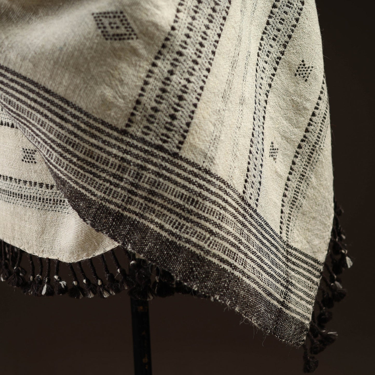 Kutch handspun handwoven desi wool shawl 40 - handcrafted