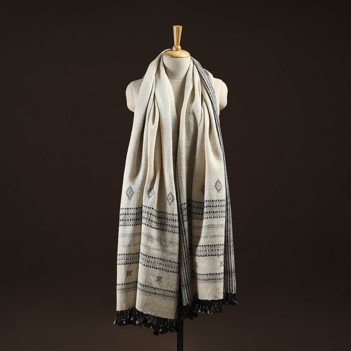 Kutch handspun handwoven desi wool shawl 40 - handcrafted