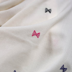 White - kutch bhujodi handwoven acrylic wool shawl 153