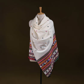 White - kutch bhujodi handwoven acrylic wool shawl 153