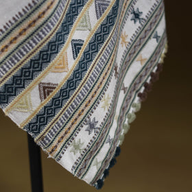 White - kutch handwoven acrylic wool shawl 154 - handcrafted