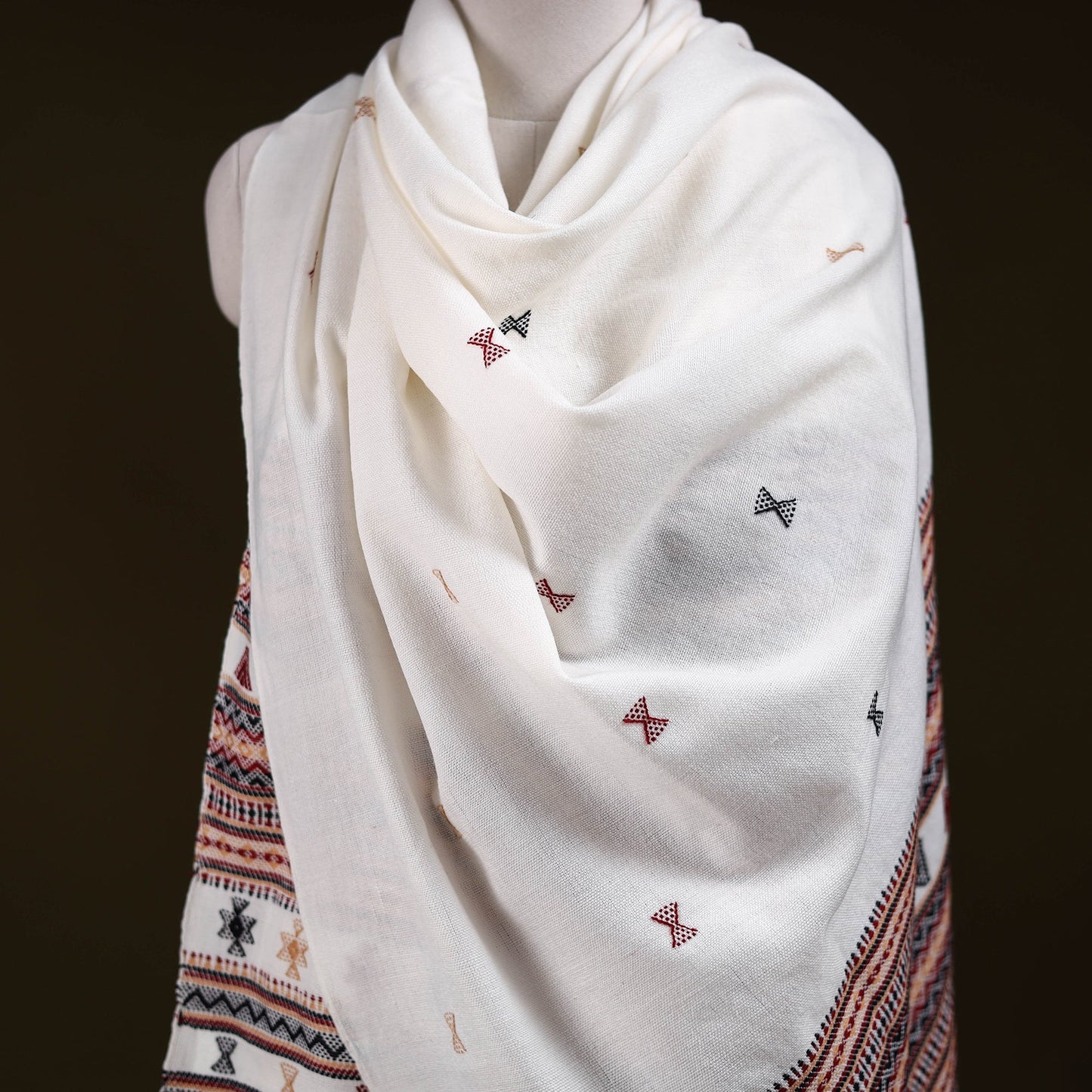 White - kutch handwoven acrylic wool shawl 157 - handcrafted