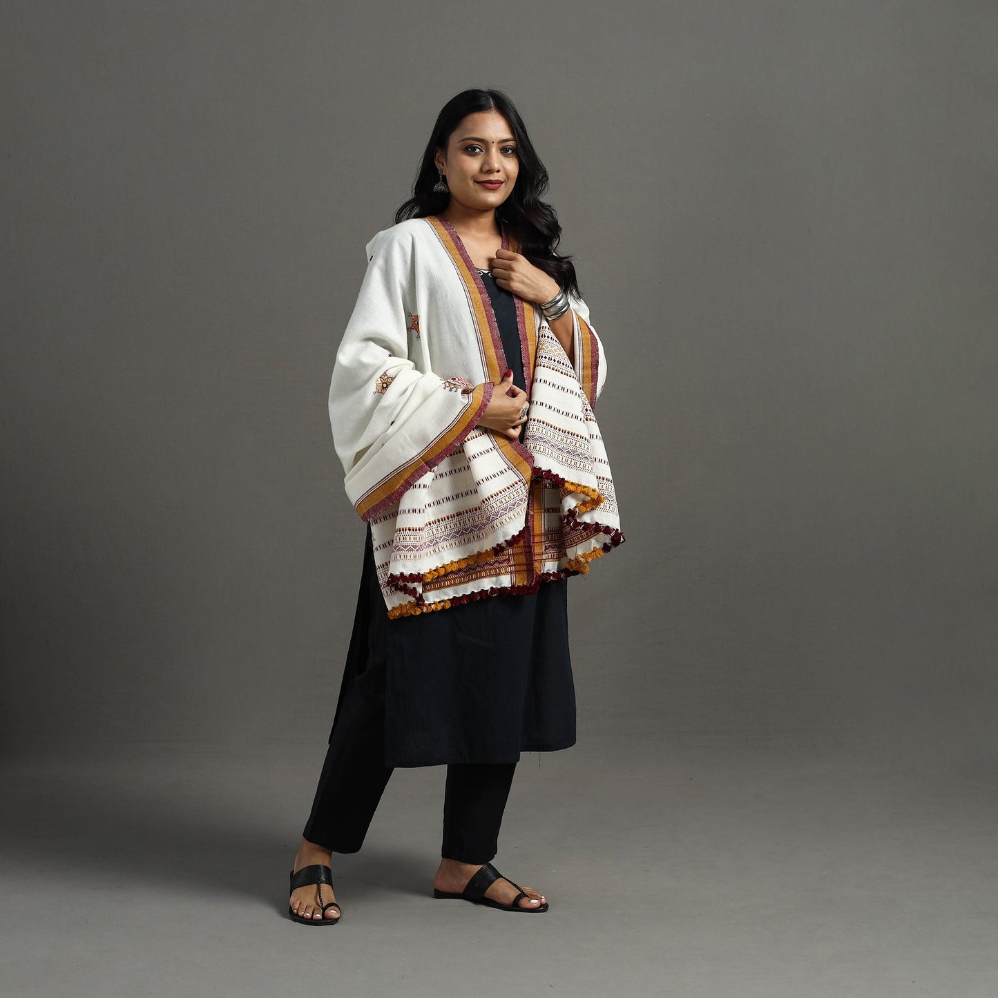 White Kutch Neran Hand Embroidery Mirror Work Woollen Shawl