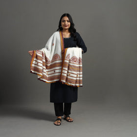 White Kutch Neran Hand Embroidery Mirror Work Woollen Shawl