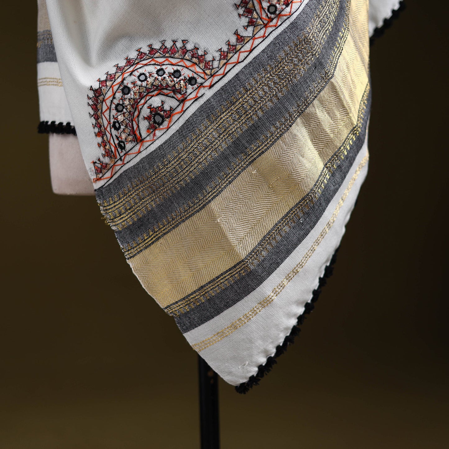 White - kutch neran hand embroidery mirror work woollen