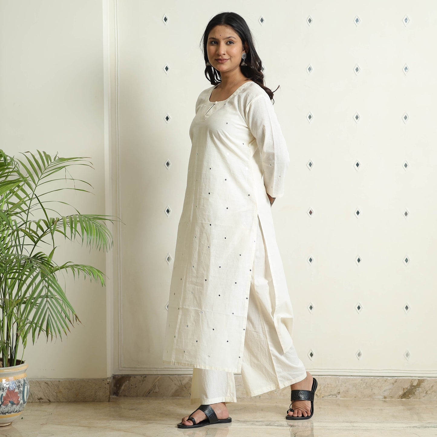  iTokri Casuals - Mangalgiri Pure Handloom Cotton Embroidered Long Kurta 